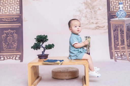 万宁孕妇八个月肚子胀